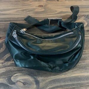 Urban outfitters dark hunter green fanny pack 2 zipper pouches adjustable belt